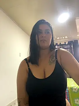 Snapshot of alina_stark chatting on November 2025 09:35:02 PM alina stark online show from November 2025 09:35:02 PM