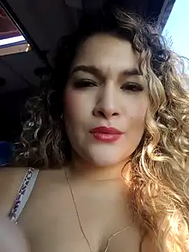 Sara smiiith211 online show from October 2025 09:15:02 PM