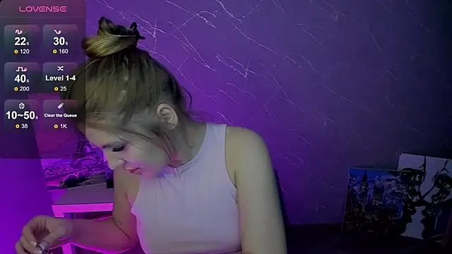 lily williamss online show from April 2026 01:32:01 AM