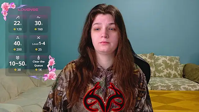 TreeJeanne online show from April 2026 12:21:01 PM