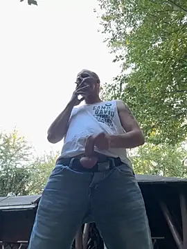 Snapshot of SchwuleHure chatting on September 2025 04:51:02 PM SchwuleHure online show from September 2025 04:51:02 PM