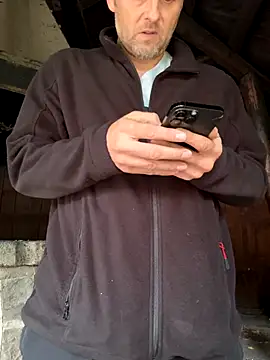 Snapshot of SchwuleHure chatting on September 2025 02:08:01 PM SchwuleHure online show from September 2025 02:08:01 PM