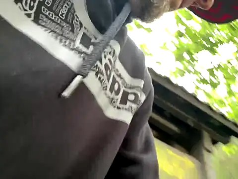 Snapshot of SchwuleHure chatting on September 2025 03:38:02 PM SchwuleHure online show from September 2025 03:38:02 PM