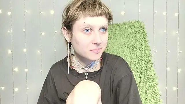 kortny yo online show from December 2024 09:15:01 PM