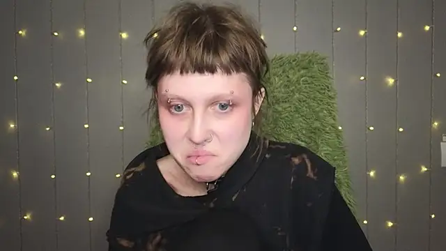 kortny yo online show from February 2025 04:00:02 PM