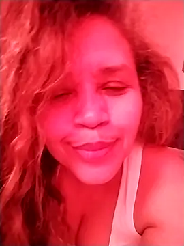 Snapshot of Alma_Sexyy chatting on October 2025 03:43:01 PM Alma Sexyy online show from October 2025 03:43:01 PM