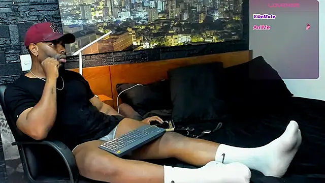 Snapshot of thomas_santtos1 chatting on February 2025 12:31:02 AM thomas santtos1 online show from February 2025 12:31:02 AM