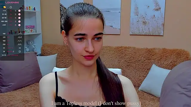 AstoriyaNight online show from February 2025 01:14:01 PM