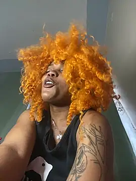 Snapshot of Cherrytowild chatting on February 2025 03:27:01 AM Cherrytowild online show from February 2025 03:27:01 AM