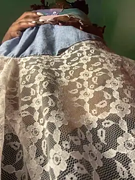 Snapshot of Cherrytowild chatting on February 2025 09:39:02 AM Cherrytowild online show from February 2025 09:39:02 AM