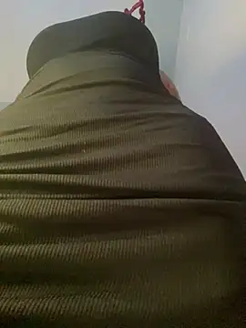 Snapshot of Cherrytowild chatting on March 2025 07:29:02 AM Cherrytowild online show from March 2025 07:29:02 AM