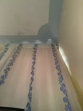 Snapshot of Cherrytowild chatting on March 2025 08:28:02 AM Cherrytowild online show from March 2025 08:28:02 AM