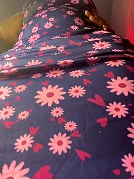 Snapshot of Cherrytowild chatting on October 2025 08:37:01 AM Cherrytowild online show from October 2025 08:37:01 AM