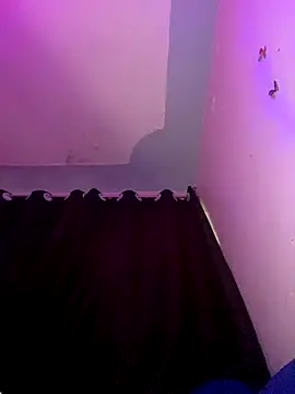 Snapshot of Cherrytowild chatting on November 2025 05:33:01 AM Cherrytowild online show from November 2025 05:33:01 AM