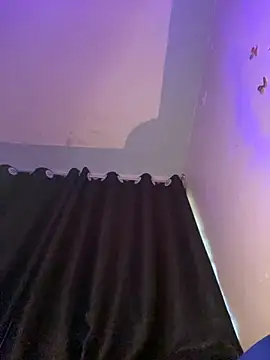 Snapshot of Cherrytowild chatting on December 2025 04:51:01 AM Cherrytowild online show from December 2025 04:51:01 AM