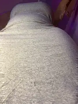 Snapshot of Cherrytowild chatting on December 2025 05:44:02 PM Cherrytowild online show from December 2025 05:44:02 PM