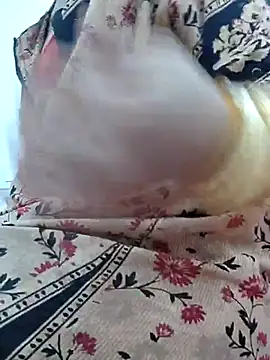 Snapshot of Aaradhya chatting on March 2025 04:51:02 AM Aaradhya online show from March 2025 04:51:02 AM