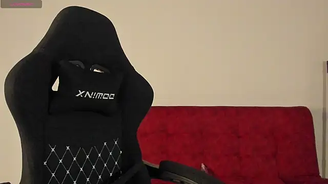 mally s1 online show from March 2025 01:42:02 AM