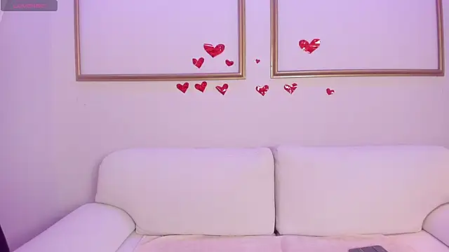 lexiethompson  online show from February 2026 12:12:01 PM