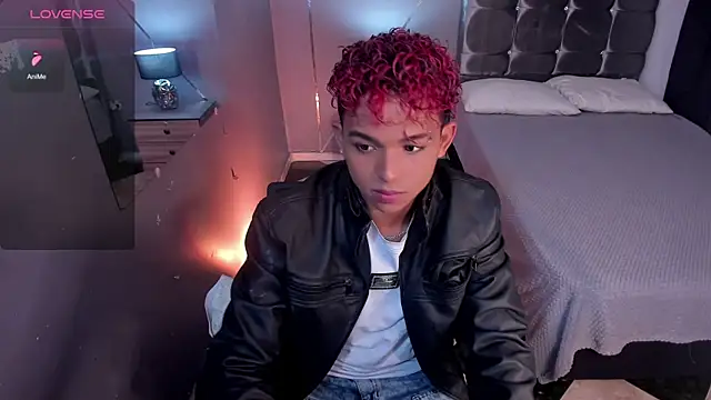 Snapshot of Noah_Smith04 chatting on December 2024 03:52:01 AM Noah Smith04 online show from December 2024 03:52:01 AM