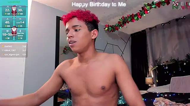 Snapshot of Noah_Smith04 chatting on December 2024 05:54:02 PM Noah Smith04 online show from December 2024 05:54:02 PM