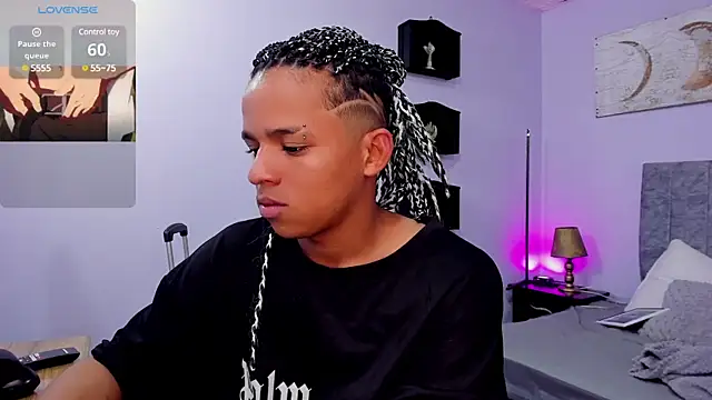 Snapshot of Noah_Smith04 chatting on January 2025 12:23:01 PM Noah Smith04 online show from January 2025 12:23:01 PM