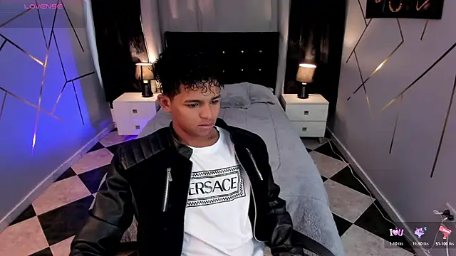 Snapshot of Noah_Smith04 chatting on January 2025 12:47:02 PM Noah Smith04 online show from January 2025 12:47:02 PM