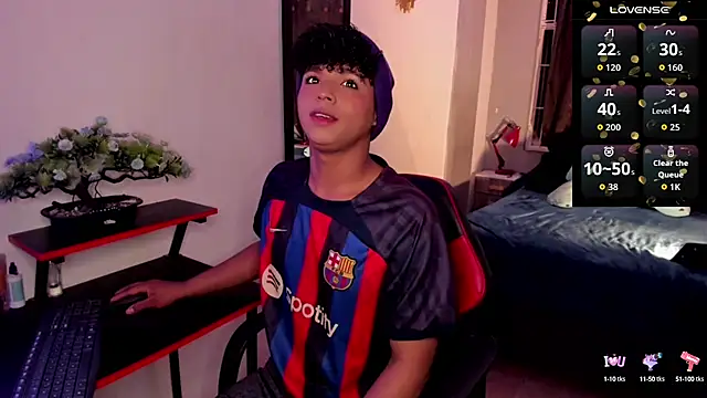 Snapshot of Noah_Smith04 chatting on September 2025 06:50:02 AM Noah Smith04 online show from September 2025 06:50:02 AM