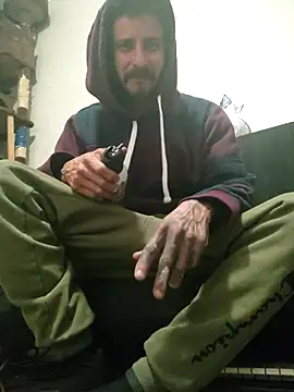 Snapshot of LongDickZee562 chatting on December 2024 06:45:02 AM LongDickZee562 online show from December 2024 06:45:02 AM