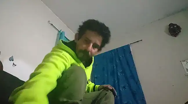 Snapshot of LongDickZee562 chatting on December 2024 11:09:01 AM LongDickZee562 online show from December 2024 11:09:01 AM