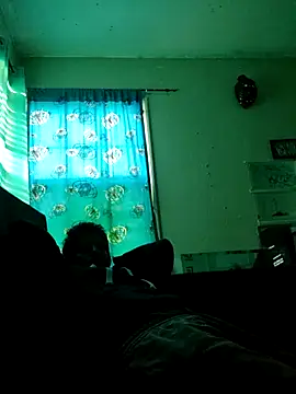 Snapshot of LongDickZee562 chatting on January 2025 04:22:01 PM LongDickZee562 online show from January 2025 04:22:01 PM