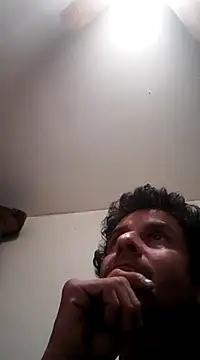 Snapshot of LongDickZee562 chatting on February 2025 07:37:01 AM LongDickZee562 online show from February 2025 07:37:01 AM