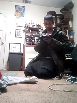 Snapshot of LongDickZee562 chatting on February 2025 05:15:02 PM LongDickZee562 online show from February 2025 05:15:02 PM