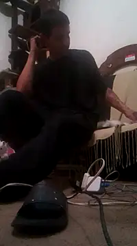 Snapshot of LongDickZee562 chatting on February 2025 03:36:02 AM LongDickZee562 online show from February 2025 03:36:02 AM