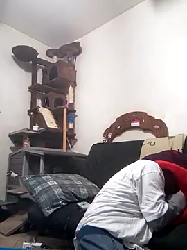 Snapshot of LongDickZee562 chatting on March 2025 06:46:01 AM LongDickZee562 online show from March 2025 06:46:01 AM