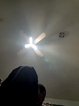 Snapshot of LongDickZee562 chatting on September 2025 08:04:01 AM LongDickZee562 online show from September 2025 08:04:01 AM