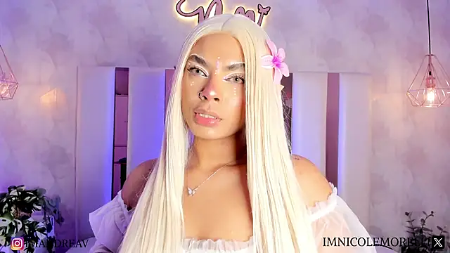 Snapshot of Nicolemorelli2 chatting on February 2025 04:03:01 AM Nicolemorelli2 online show from February 2025 04:03:01 AM