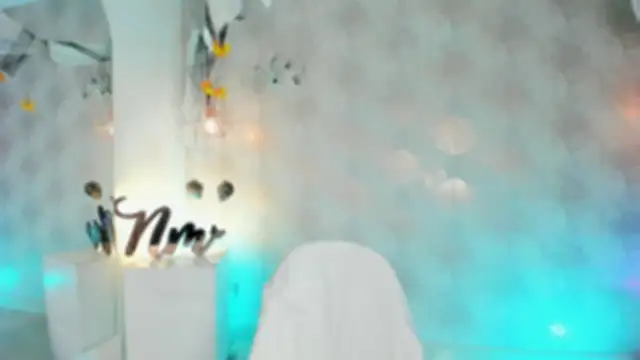 Snapshot of Nicolemorelli2 chatting on October 2025 01:23:04 PM Nicolemorelli2 online show from October 2025 01:23:04 PM