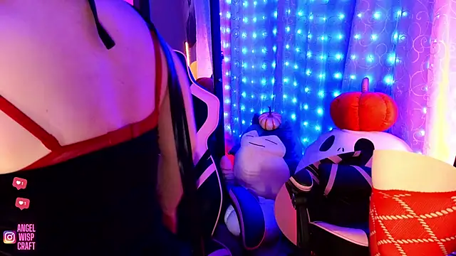 Angel-Lewd-Cake online show from January 2025 04:15:01 AM