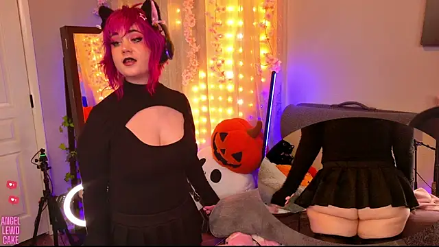 Angel-Lewd-Cake online show from September 2025 03:28:01 AM