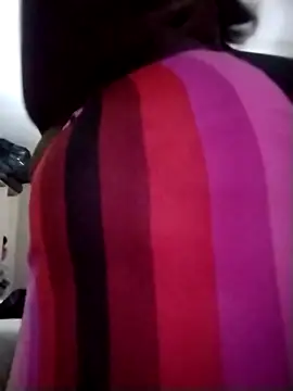 Snapshot of MATUREBUSSTY chatting on October 2025 04:58:01 PM MATUREBUSSTY online show from October 2025 04:58:01 PM