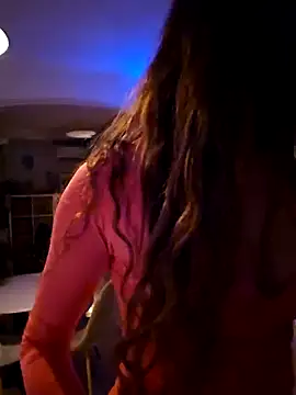 Snapshot of Luna_Kitanna chatting on December 2024 08:18:02 PM Luna Kitanna online show from December 2024 08:18:02 PM