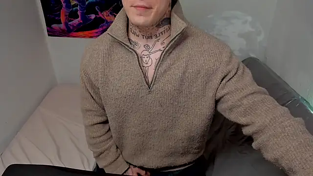 Snapshot of layneinchains chatting on January 2025 05:02:02 AM layneinchains online show from January 2025 05:02:02 AM