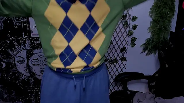 Snapshot of layneinchains chatting on February 2025 02:49:01 PM layneinchains online show from February 2025 02:49:01 PM