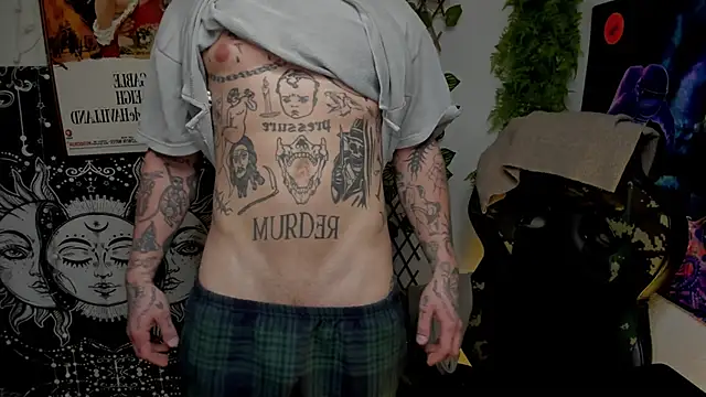 Snapshot of layneinchains chatting on February 2025 12:35:02 AM layneinchains online show from February 2025 12:35:02 AM