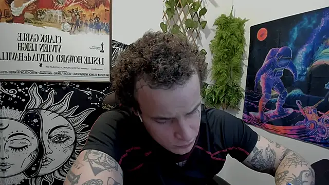 Snapshot of layneinchains chatting on March 2025 09:25:02 PM layneinchains online show from March 2025 09:25:02 PM