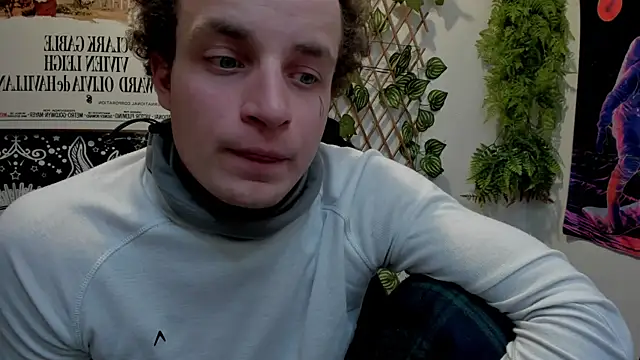 Snapshot of layneinchains chatting on March 2025 08:21:02 AM layneinchains online show from March 2025 08:21:02 AM