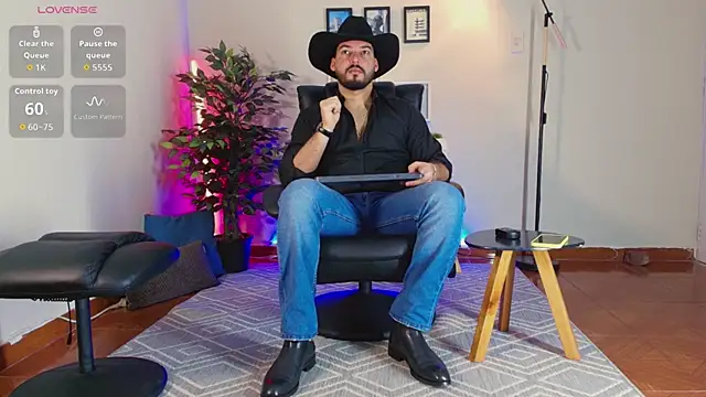 HenryBenso online show from October 2025 05:36:02 PM