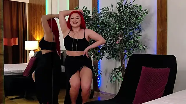 EmyHilton online show from April 2026 05:41:01 AM