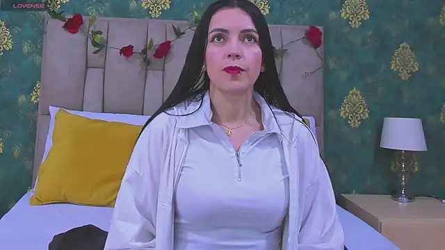 Snapshot of SuzanSmithh chatting on November 2025 11:10:02 AM SuzanSmithh online show from November 2025 11:10:02 AM